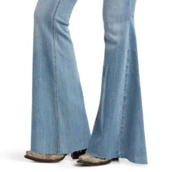 Ariat Women's R.E.A.L. Alondra Flare -Frontier Cowboy Wear 10039600 5