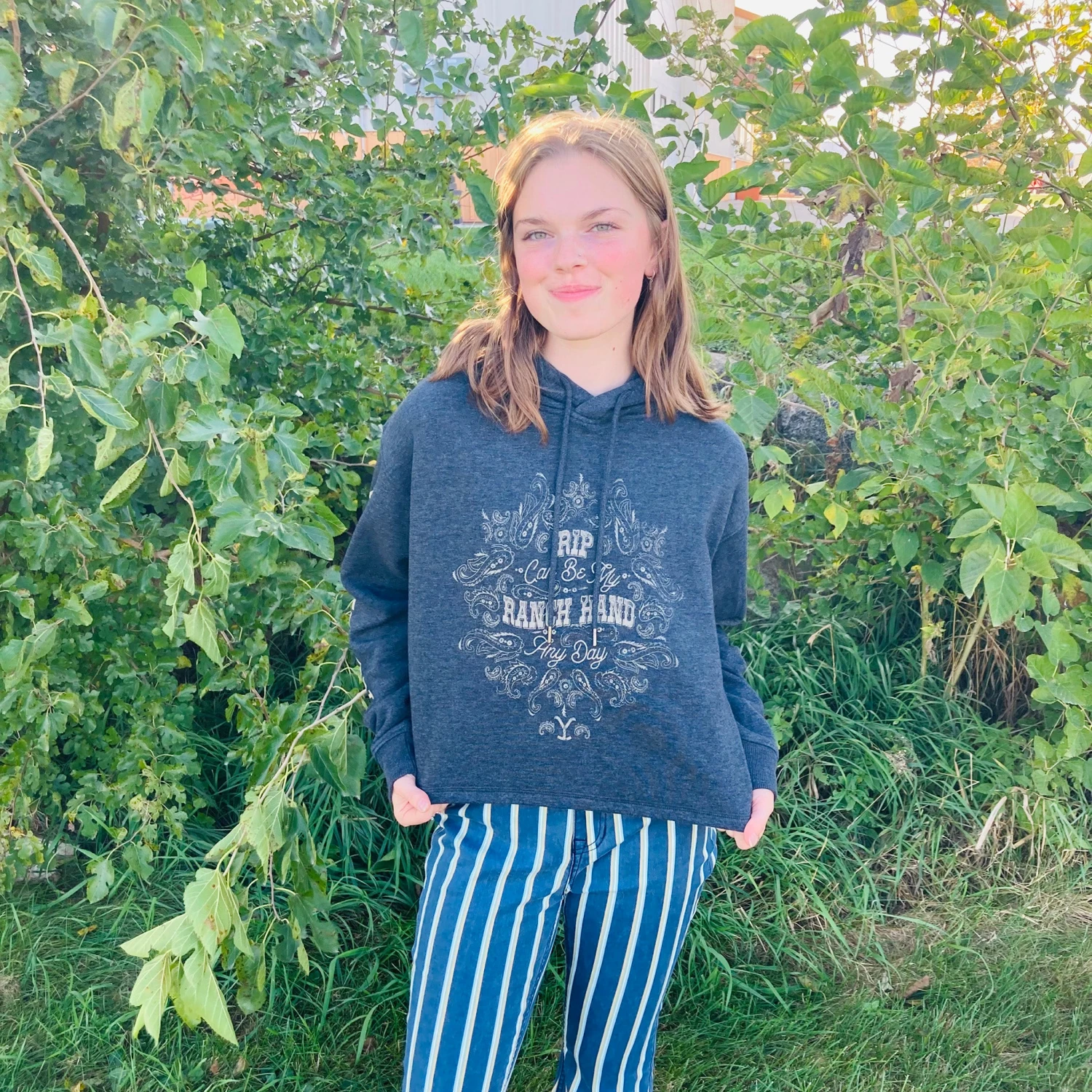 Wrangler Yellowstone Women's Ranch Hand Crop Hoodie 4 Wrangler Yellowstone Women's Ranch Hand Crop Hoodie - Image 2