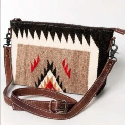 Frontier Cowboy Wear 11 American Darling Tan/Red Blanket Purse